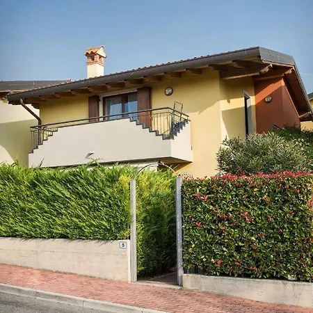 Casa Milo-Appartamento Con Piscina شقة Colà